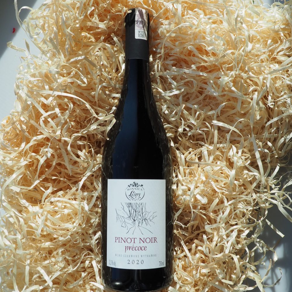 Leśny Zakątek Pinot Noir Precoce wino czerwone wytrawne 750ml